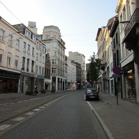 Huidreal Meir Antwerpen Exterior foto