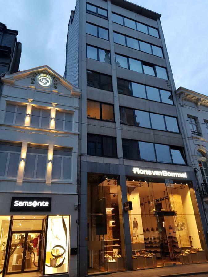 Huidreal Meir Antwerpen Exterior foto