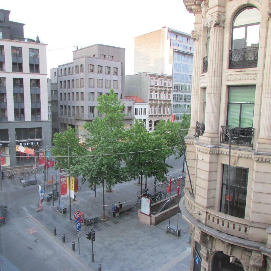 Huidreal Meir Antwerpen Exterior foto