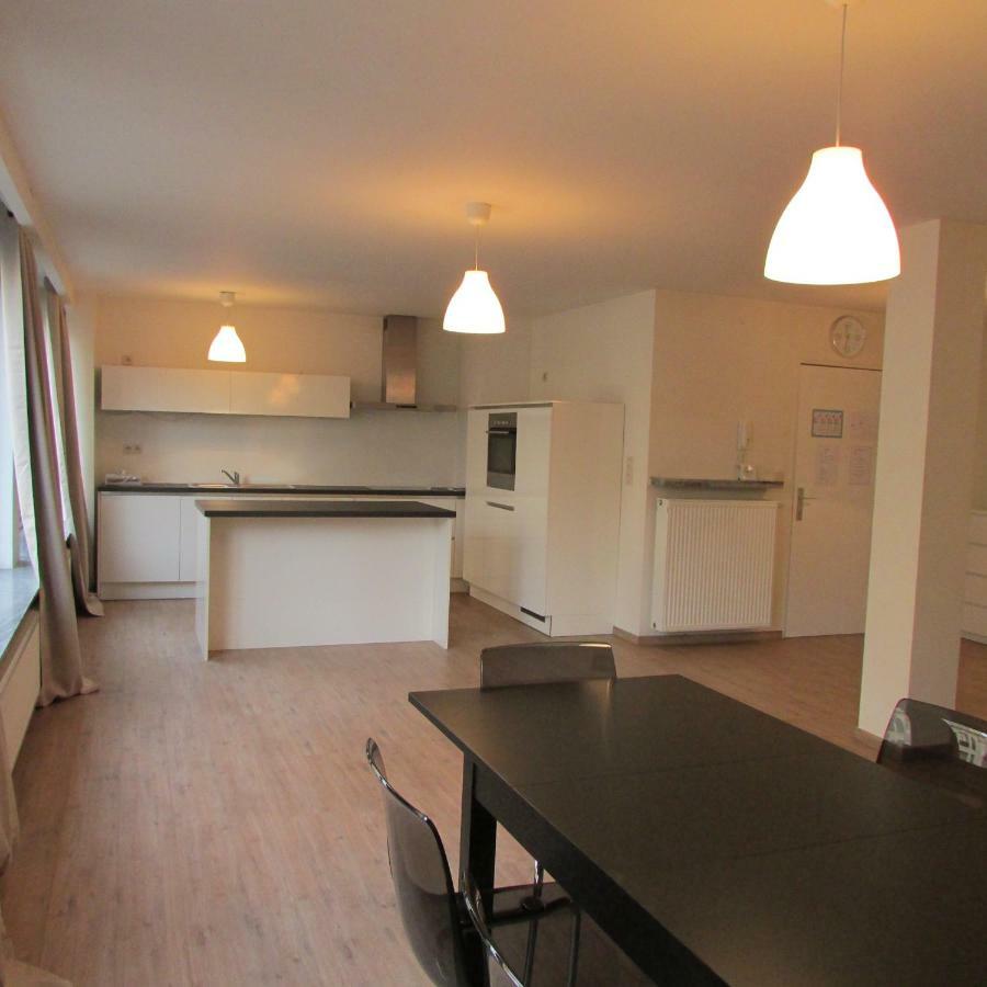 Huidreal Meir Antwerpen Exterior foto